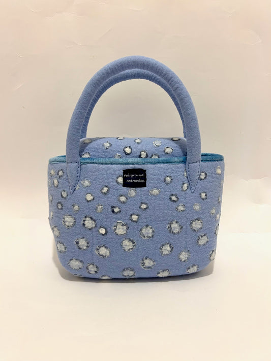 カバータイプ sometimes snow/４月に降る雪