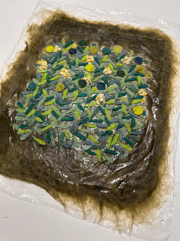 ショルダーバッグ noah/鳥が運ぶ模様の物語