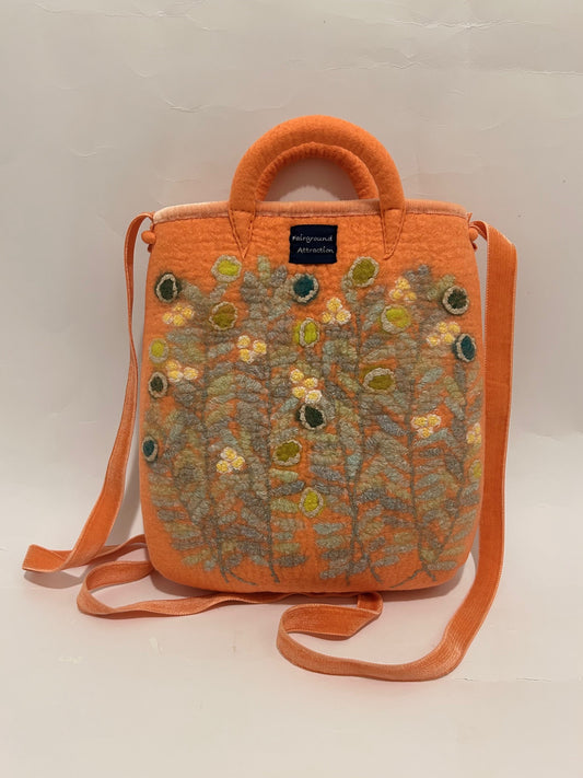 ショルダーバッグ noah/鳥が運ぶ模様の物語